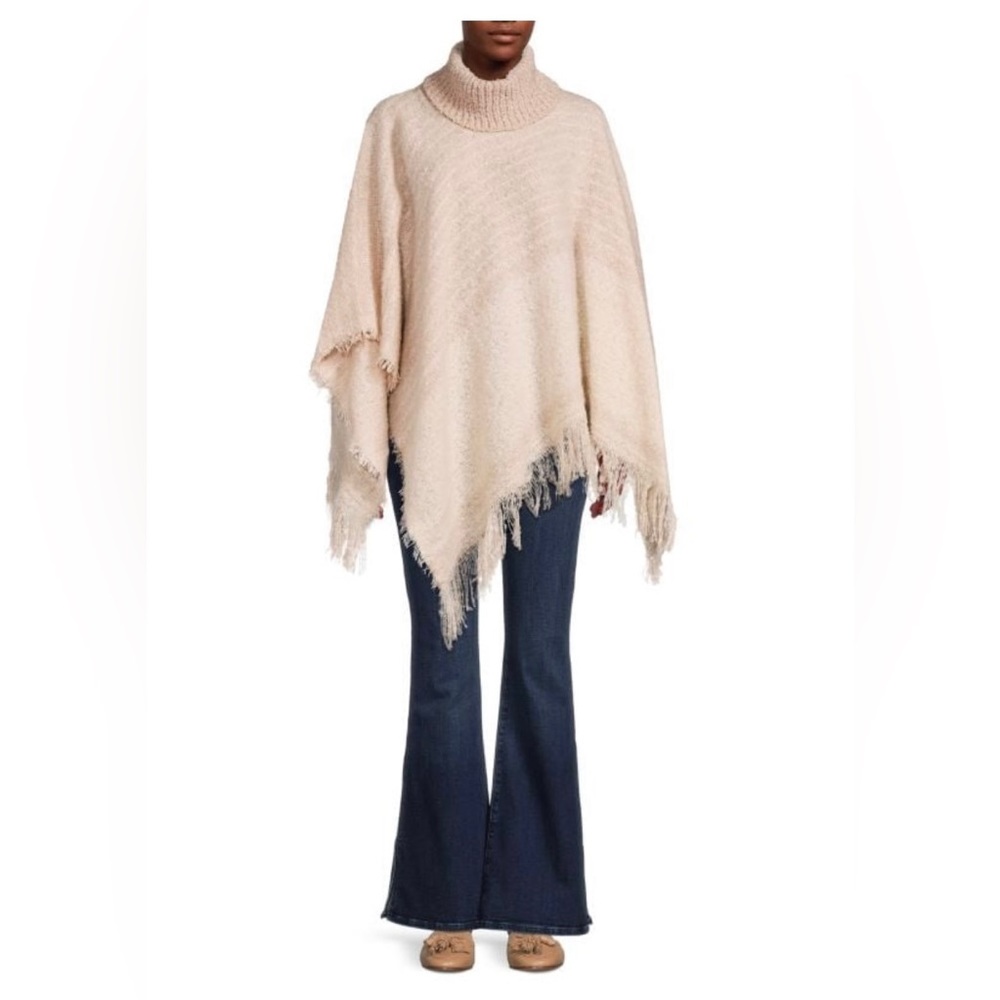 NWT Nine West Turtle Neck Boucle Poncho in Ivory Blush